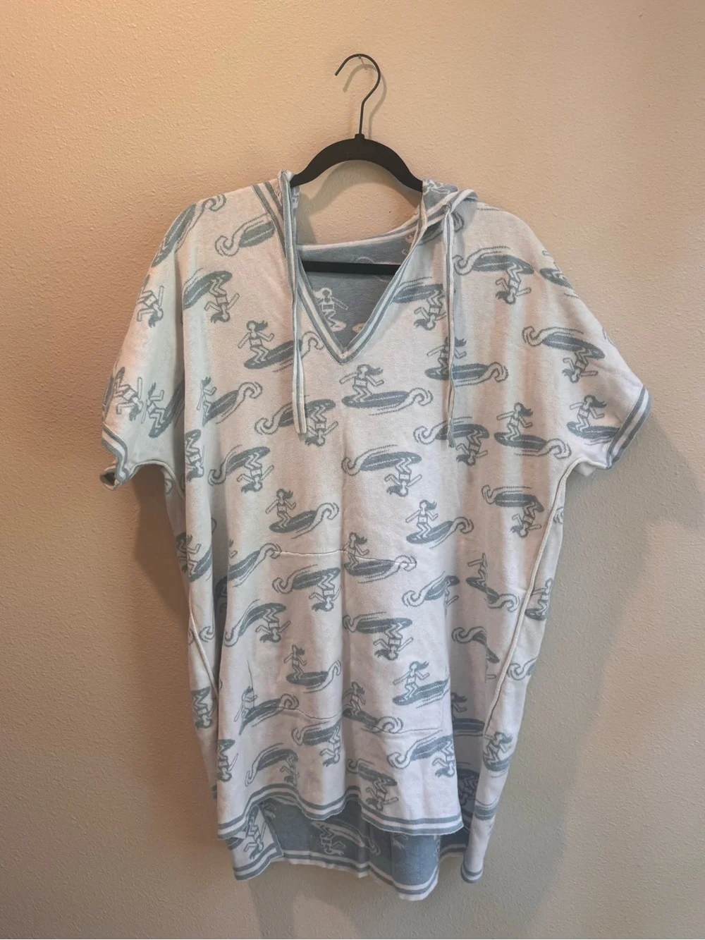 Faherty Light Blue Surf Poncho Surfer Girl Print Hoodie Cover-Up